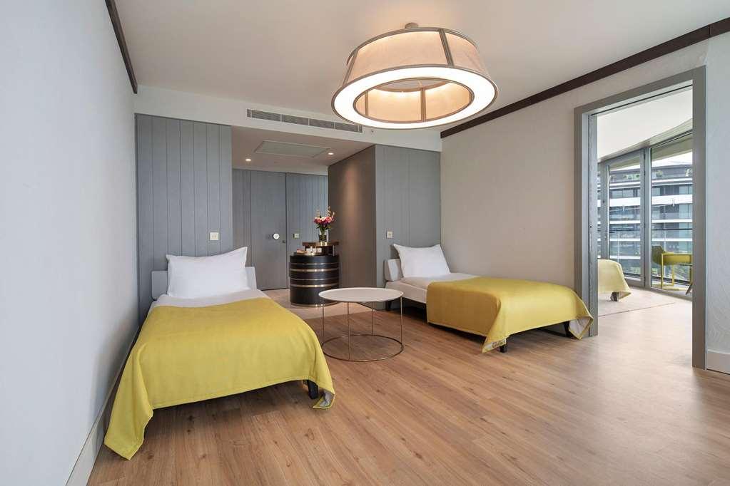 Voyage Golf And Hotel